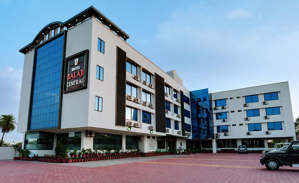 Hotel Balaji Central Ratlām Zewnętrze zdjęcie