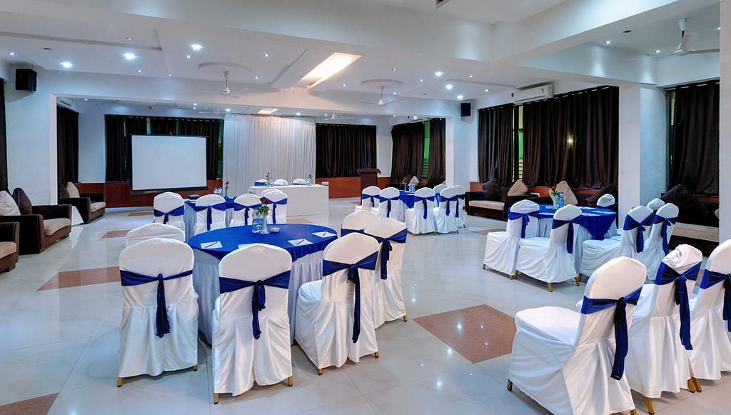Hotel Balaji Central Ratlām Zewnętrze zdjęcie