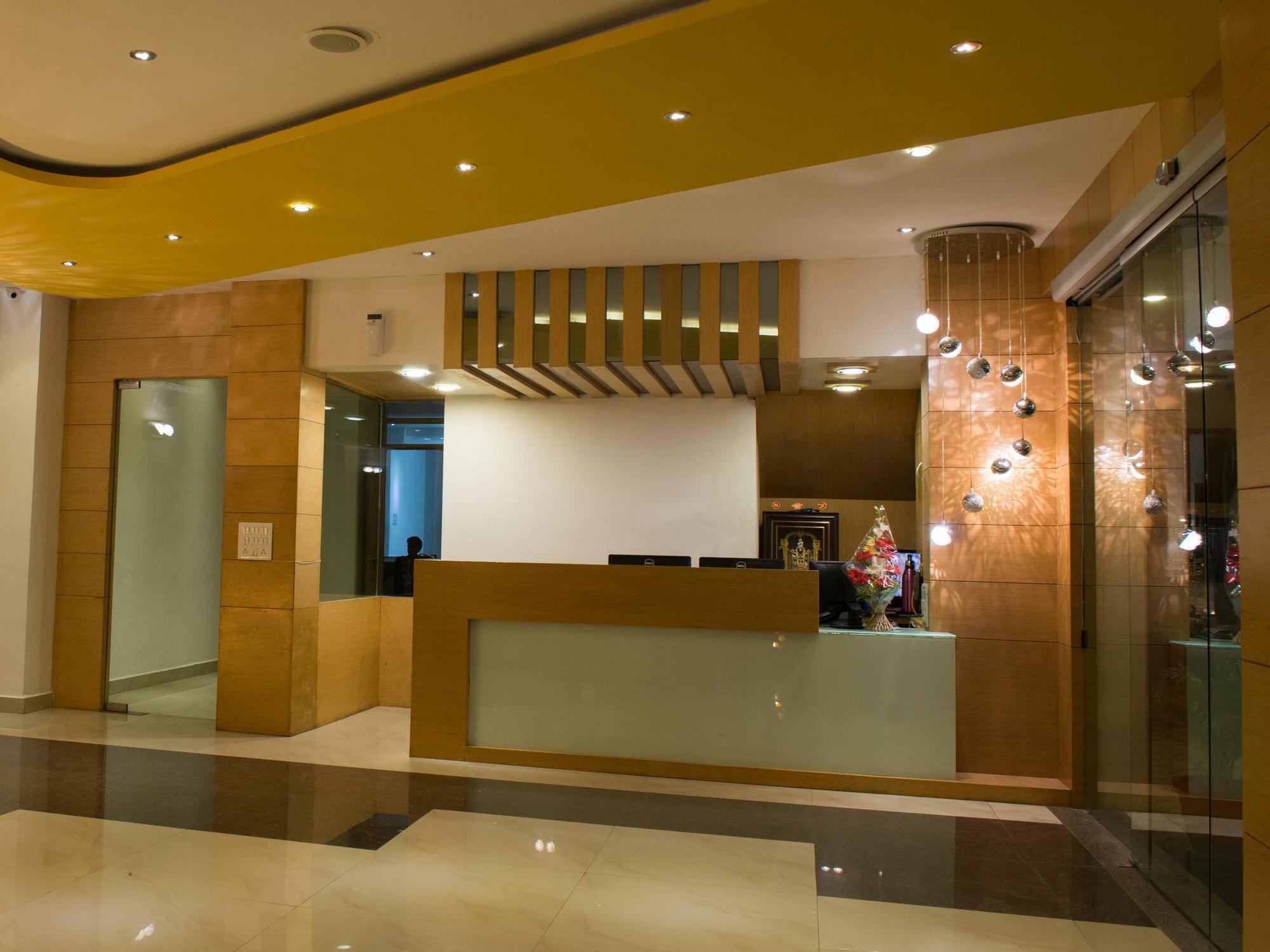 Hotel Balaji Central Ratlām Zewnętrze zdjęcie
